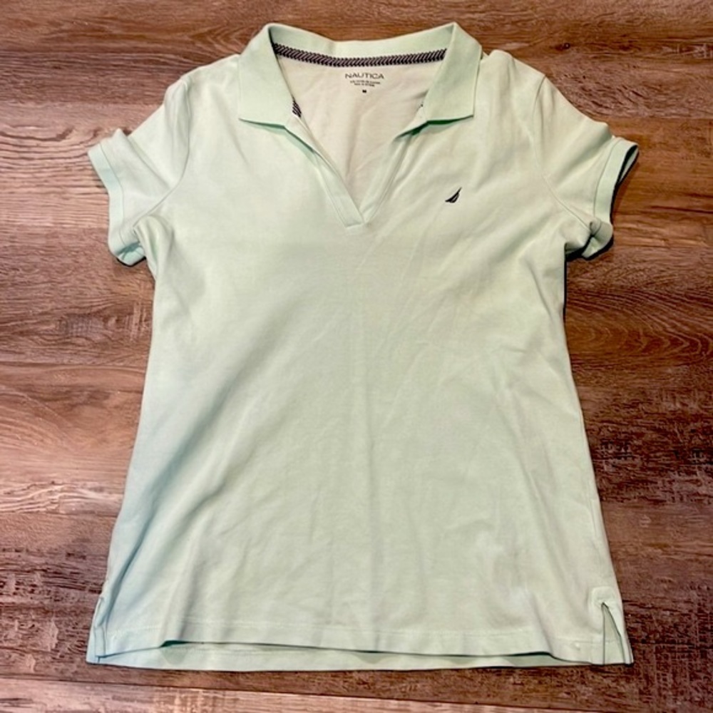 Women’s Nautica split-neck polo. Aqua. Size M